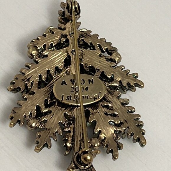 AVON Christmas Tree pin Brooch Enamel Rhinestones 1st Annual Holiday 2004 2.25” - Picture 7 of 12